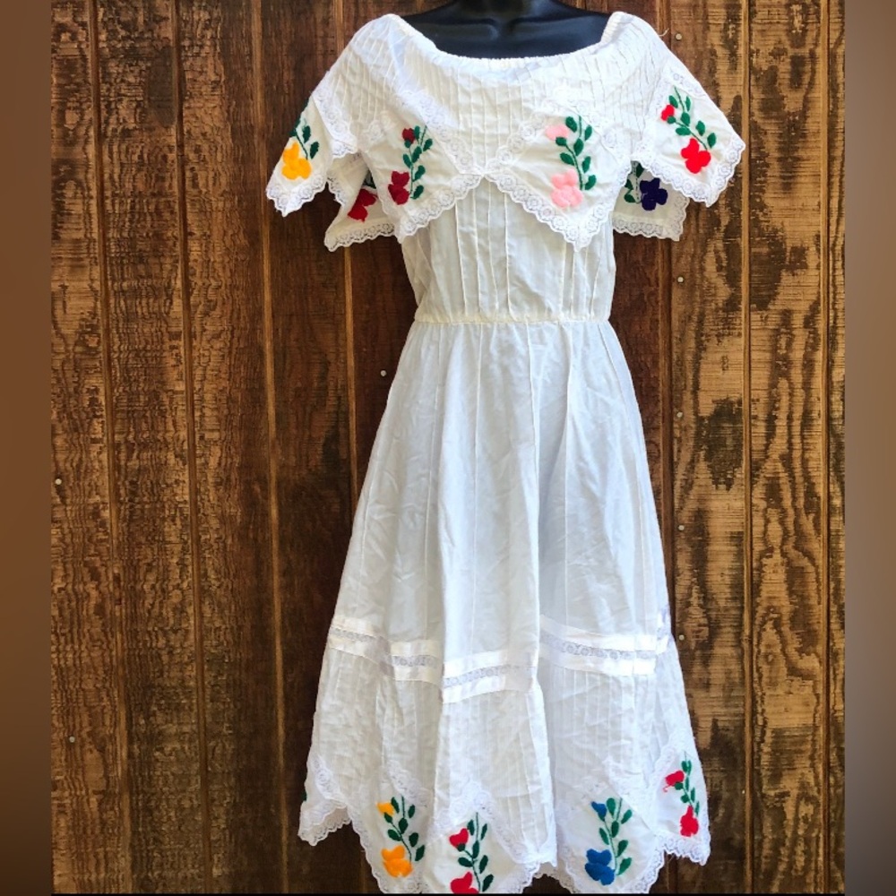 White Floral Embroidered Kids Dress